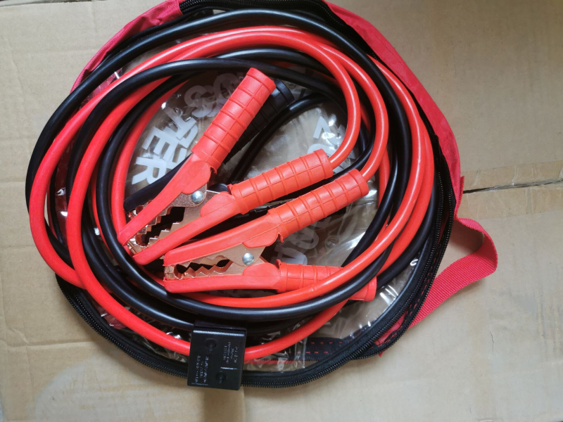 Komplet za hitno pokretanje automobila s potpuno izoliranim kablovima za bateriju i krokodilskim kliještima, kabeli s gumom, 12-24V, za ugradnju u vozilo