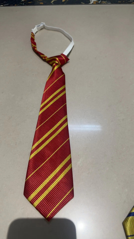 Svītrainā kaklasaite, JK sērijas dizains, universāls ikdienas stils, poliester-silke materiāls, vasaras 2024 izlaišana