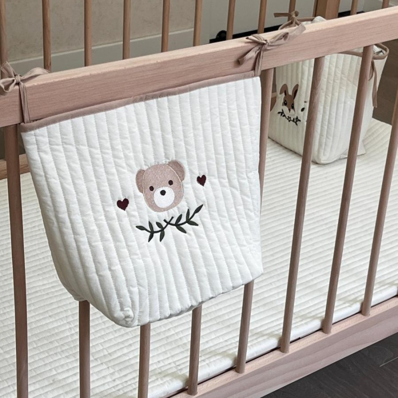 Κρεμαστή τσάντα για βρεφικό κρεβάτι με μοτίβο αρκουδάκι, βαμβάκι, πολυλειτουργική αποθήκευση για πάνες, μαντηλάκια, μπουκάλι και παιχνίδια, κορεατικό στυλ