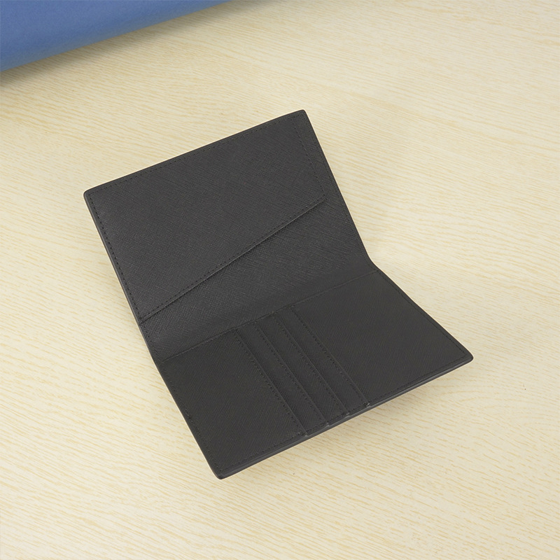 Θήκη διαβατηρίου Zolanc από γνήσιο δέρμα, διπλής όψης κατασκευή, 2 πτυχώσεις, unisex, πολλαπλές θήκες για κάρτες, επένδυση πολυεστέρα