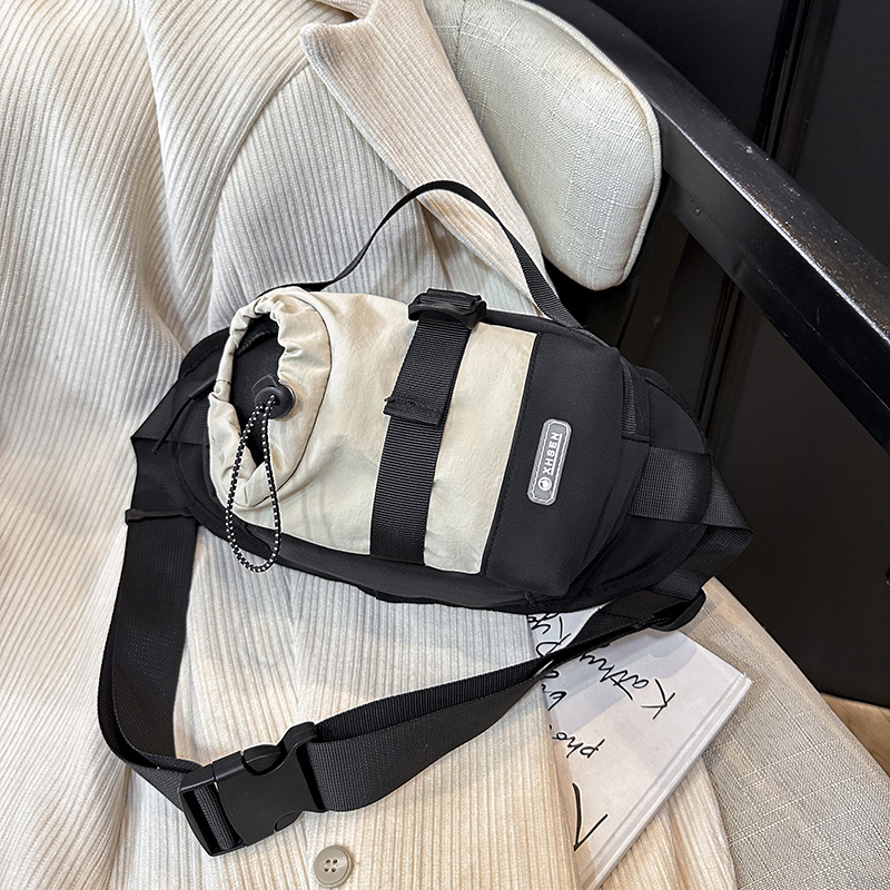 Crossbody soma, ielu stils, neilons, rāvējslēdzējs, poliestera pamatnei, iekšējā kabata ar rāvējslēdzēju