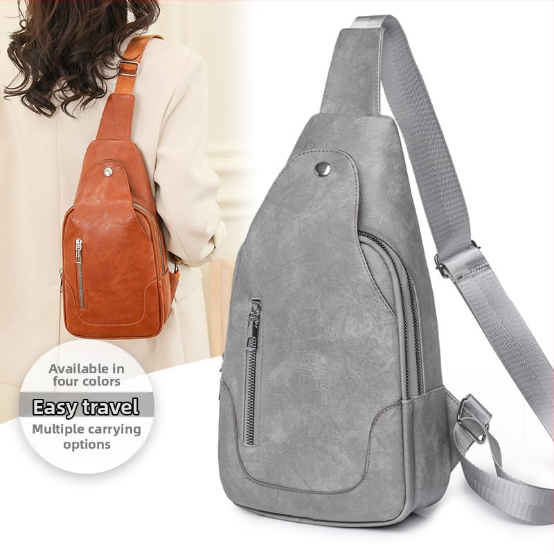 Τσαντάκι μασχάλης από PU • κάθετη τετράγωνη μορφή • κλείσιμο με φερμουάρ • κρυφή τσέπη με φερμουάρ • επένδυση πολυεστέρα