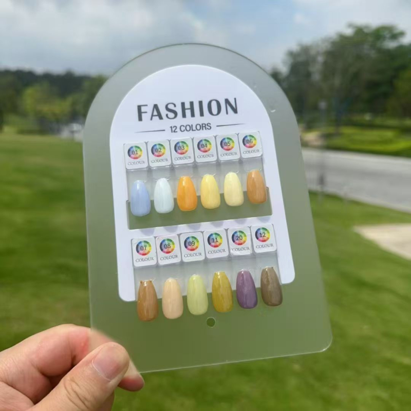 Nagų demonstravimo lenta su magnetinėmis pavyzdžių kortelėmis (Produkto kategorija: Nagų demonstravimo lenta; Prekės ženklas: Vietinis prekės ženklas; Auditorija: Bendra)