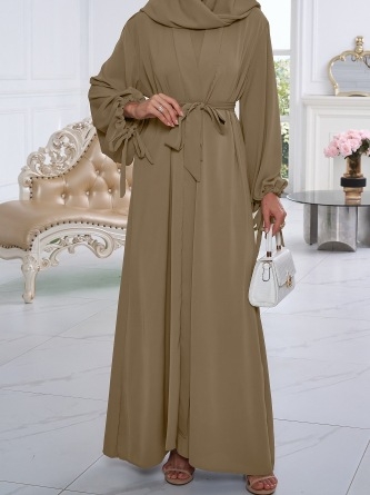 Φόρεμα από πολυεστέρα με κορδόνι στους μανσέτες, μακριά μανίκια και μακριά φούστα — πολυεστέρας 95%+, κυκλοφόρησε το καλοκαίρι του 2023