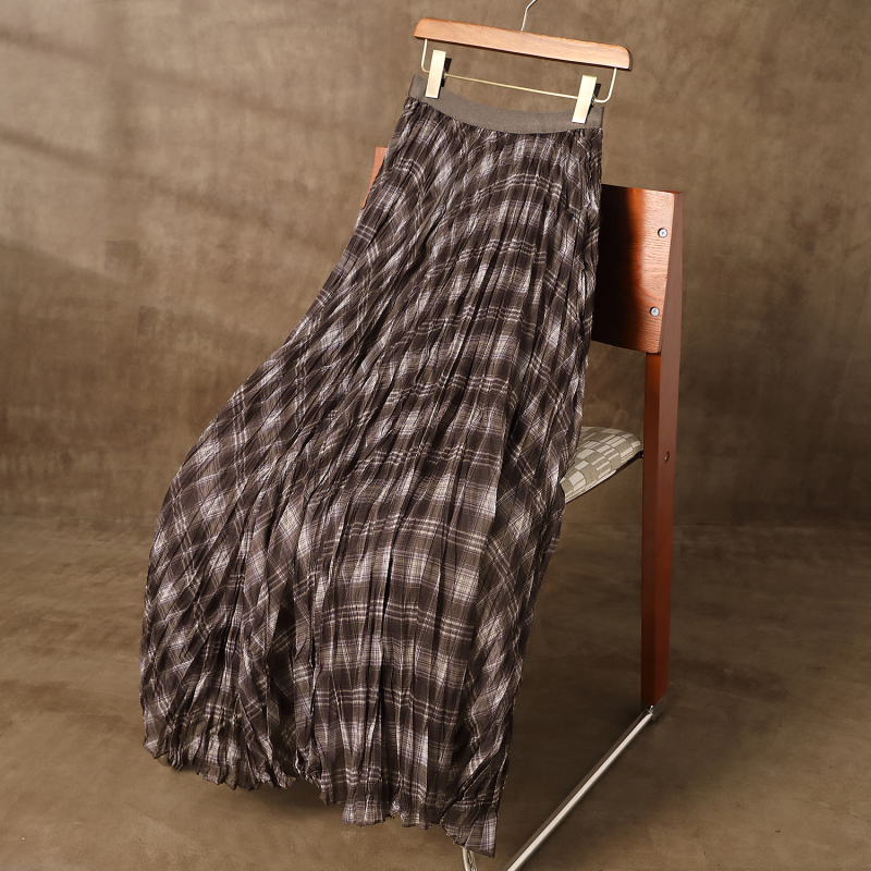 Rūtīga svārki britu stilā, midi garums, A līnija, sietveidīgs audums, 90–95% poliestera