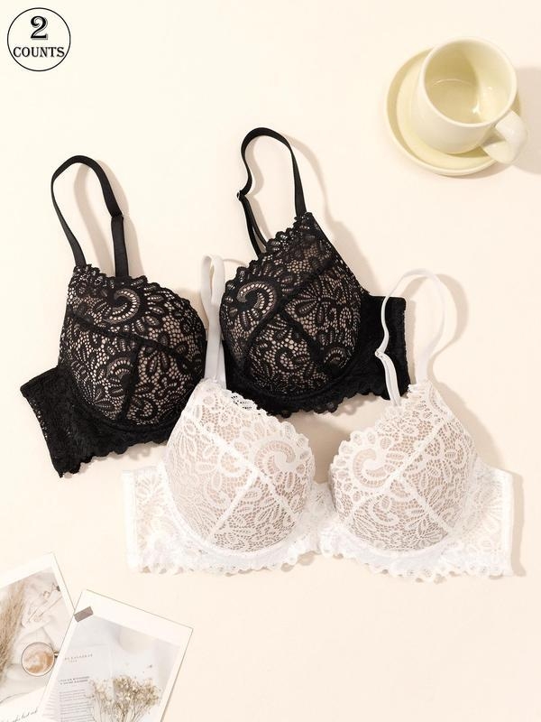 Meitenēm paredzēts krūšturis, tradicionāls ikdienas stils, kokvilnas audums ar kokvilnas pildījumu, mīksts tērauda riņķis, vecuma grupa 9–13, galvenā materiāla satura zem 30%