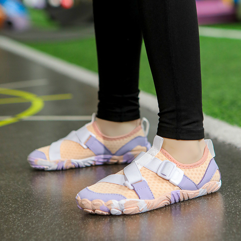 Обувки за водно ходене по река – дишаща горна част fly-weave, гумена подметка, slip-on, унисекс