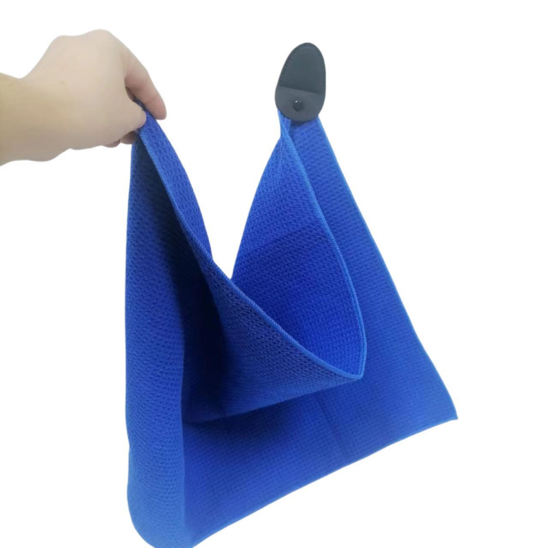 Μαγνητική πετσέτα γκολφ από μικροϊνες, γρήγορο στέγνωμα και απορροφά τον ιδρώτα; υλικό: υπερλεπτή ίνα; νήμα: 32; ύφανση: απλή ύφανση; βάρος: 100–120 g; δυνατότητα προσαρμογής επεξεργασίας