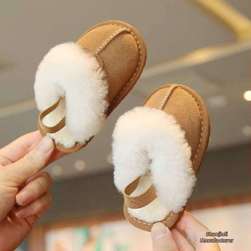 Papuci pentru copii cu căptușeală fleece, slip-on, calzi, anti-derapare, partea superioară din piele sintetică (12–36 luni)