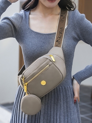 Geantă crossbody din nylon, stil urban simplu, lansare primăvara 2024, fermoar, buzunare interioare pentru telefon și card de identificare