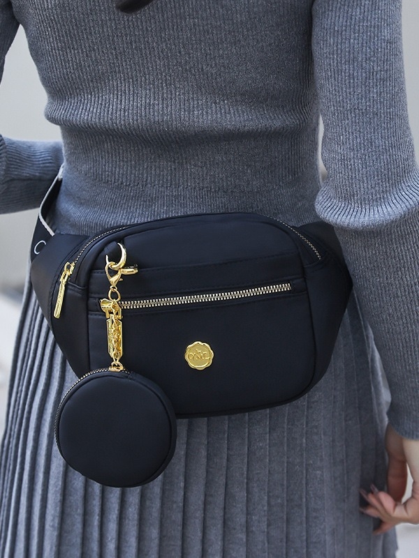 Geantă crossbody din nylon, stil urban simplu, lansare primăvara 2024, fermoar, buzunare interioare pentru telefon și card de identificare