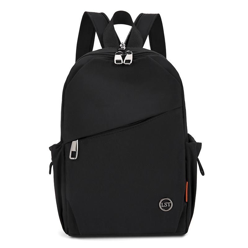 Unisex nailoninė konvertuojama rankinė per petį/krūtinę — gatvės stilius, užtrauktukas, vidinė užtrauktuku kišenė, išorinė kišenė su patch, minkšta konstrukcija, ruduo 2025