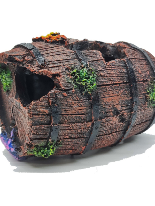 Akvārija dekors: slēptuve ala, tukša konstrukcija zivīm un garnelēm