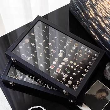 Κουτί κοσμημάτων με καπάκι για δαχτυλίδια, σκουλαρίκια, κολιέ και βραχιόλια — υλικό: βελούδο; χρήση: συσκευασία δαχτυλιδιών; ειδική συσκευασία: συσκευασία κοσμημάτων; αριθμός προϊόντος: Manufacturer Direct Supply Custom Made Cross-border