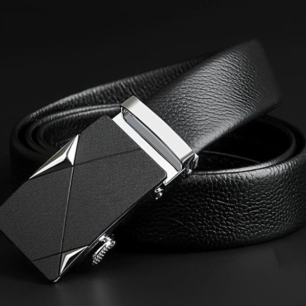 Ανδρική ζώνη από τεχνητό δέρμα με μεταλλική αυτόματη αγκράφα από σίδηρο, πλάτος 2-4 εκ., στυλ επαγγελματικό/κατάλληλο για κάθε περίσταση, υψηλής αισθητικής