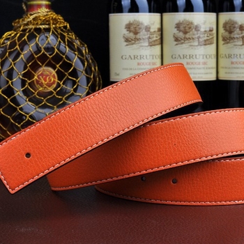 Ζώνη από γνήσιο δέρμα με λεία αγκράφα χωρίς κεφαλή, δύο στρώσεις βοοειδούς δέρματος, σε στυλ H με σκουρόχρωμες γραμμές