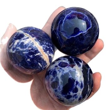 Kristálygömb – modern minimalista stílus, kristály anyag, karton csomagolás, ajándékba alkalmas