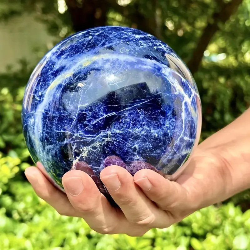 Kristálygömb – modern minimalista stílus, kristály anyag, karton csomagolás, ajándékba alkalmas