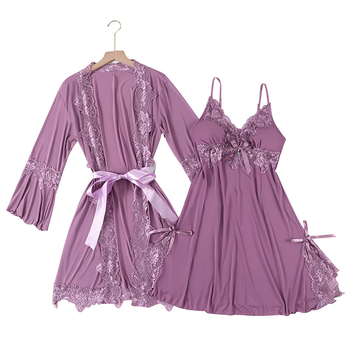 Σετ ύπνου από Ice Silk για γυναίκες — Sexy δαντελένια λεπτομέρεια, ανοιχτή πλάτη, νυχτερινό φόρεμα και ρόμπα, V-λαιμός, μακριά μανίκια