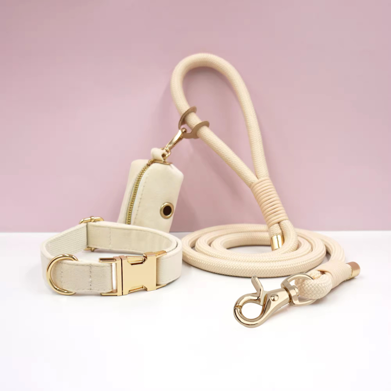 WAOPET Κολάρο σκύλου από βελούδο και σετ λουριών από νάιλον, CC541+LL541, μη ελκτικό