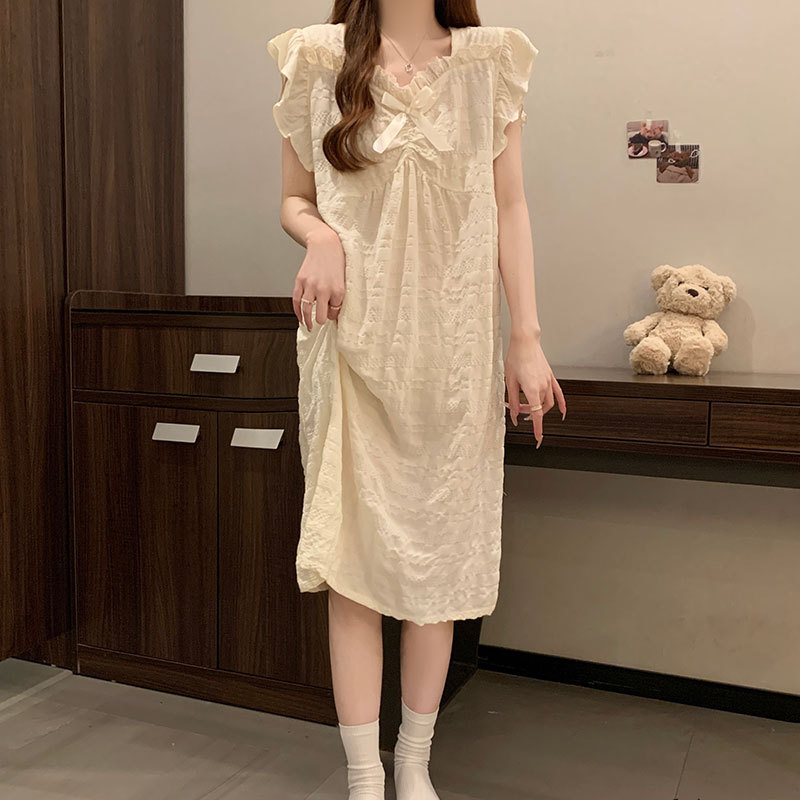 Νυχτερινό φόρεμα ύπνου με επένδυση στήθους, Cloud Cotton ύφασμα, φουσκωτά μανίκια, τετράγωνο γιακά — Καλοκαιρινή εκδοχή, μοντέλο wrg-887