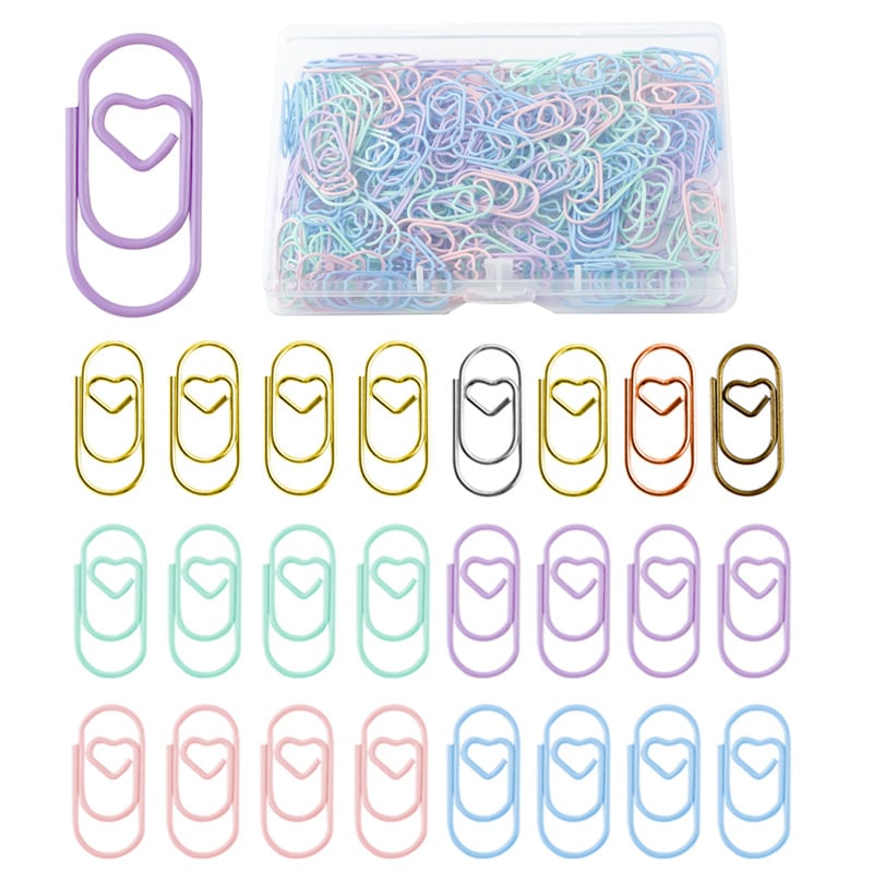 Mini szív alakú papírkapcsok, fém-plasztik felépítés, átlátszó műanyag dobozban – irodai kellékek