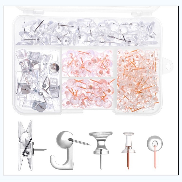 Biuro reikmenų rinkinys: 200 vnt. kamštinės plokštės smeigtukai dėžutėje su penkiais skyreliais, I formos smeigtukai su adatos klipais ir mezgimo kabliukais