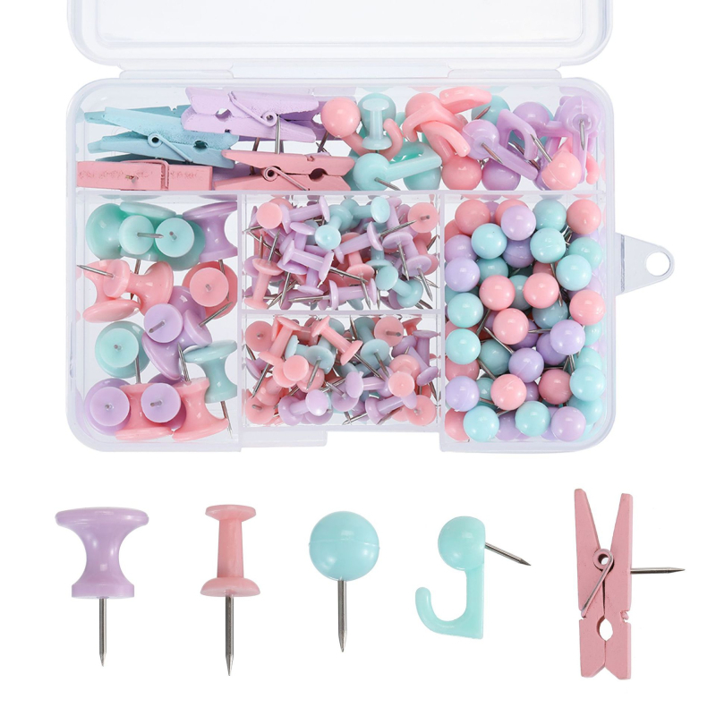 Biuro reikmenų rinkinys: 200 vnt. kamštinės plokštės smeigtukai dėžutėje su penkiais skyreliais, I formos smeigtukai su adatos klipais ir mezgimo kabliukais