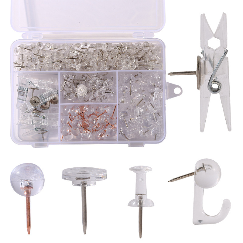 Biuro reikmenų rinkinys: 200 vnt. kamštinės plokštės smeigtukai dėžutėje su penkiais skyreliais, I formos smeigtukai su adatos klipais ir mezgimo kabliukais