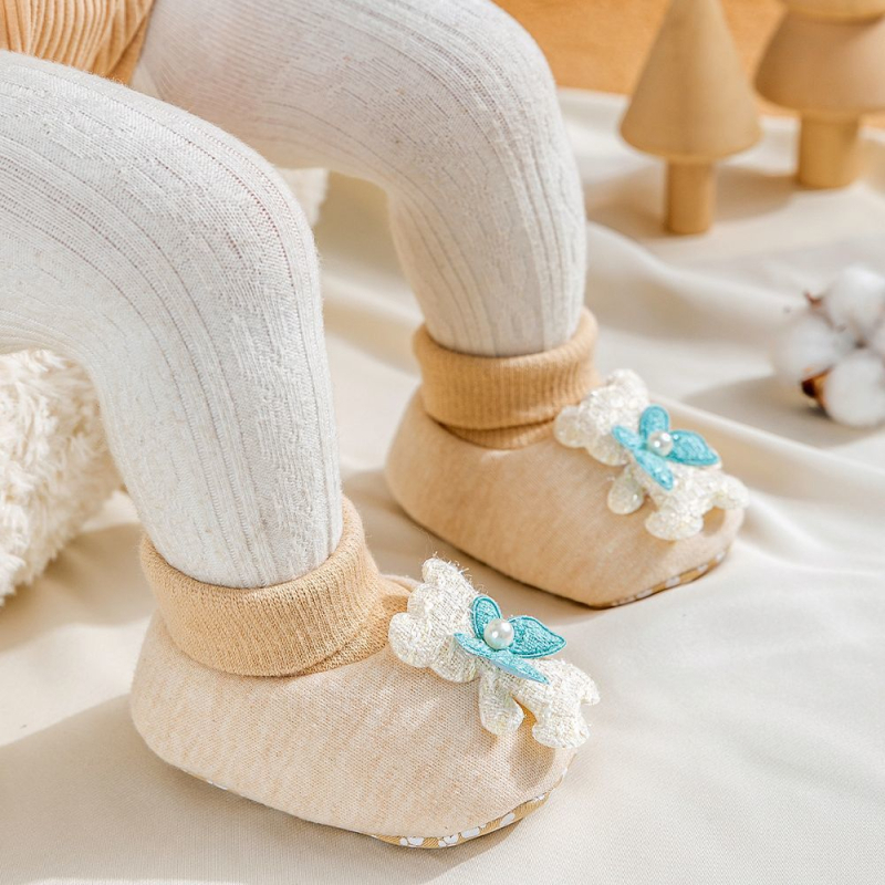 Bērnu pirmajiem soļiem kurpes – kokvilnas augšdaļa, sintētiskas gumijas zole, vecums 6–12 mēneši, karikatūras raksts