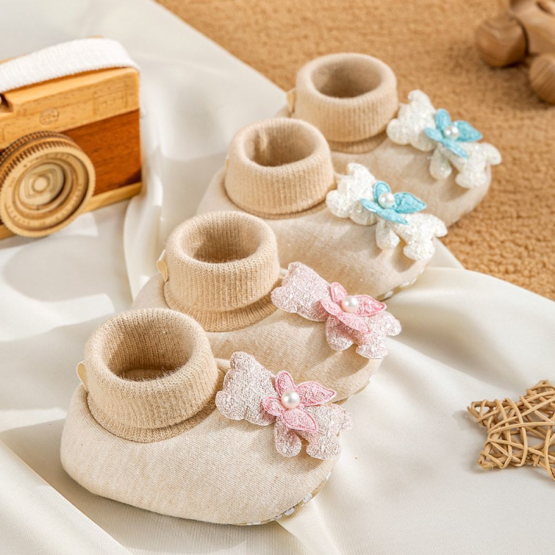 Bērnu pirmajiem soļiem kurpes – kokvilnas augšdaļa, sintētiskas gumijas zole, vecums 6–12 mēneši, karikatūras raksts