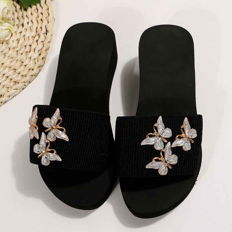 Moterų klininiai sandalai su perlų rhinestones ir spalvų blokų dizainu, viršus iš zomšos, pirštų forma apvali, vidinis audinys, padas iš gumos, vasara 2025