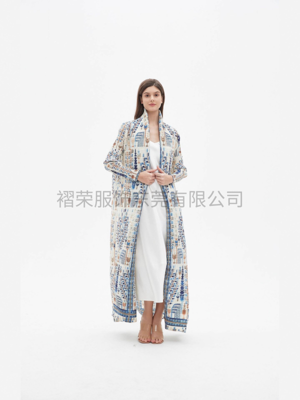 Sievietes garā abaja ar ziedu izšuvumu, crinkle tekstūra, poliesteris, garas piedurknes