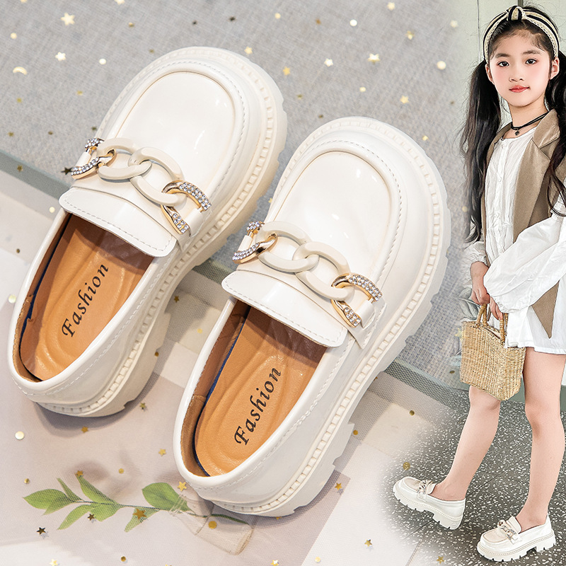 Κοριτσίστικα Παπούτσια από Πατενταρισμένο Δέρμα, Χαμηλός Άνω, Κούμπωμα με Αγκράφα, Αντιολισθητική Σόλα, Κορεατικό Στυλ