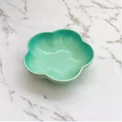 Πορσελάνινο πιάτο σε σκανδιναβικό στυλ, ακανόνιστο σχήμα, κατάλληλο για μικροκύματα