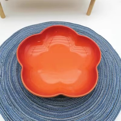 Πορσελάνινο πιάτο σε σκανδιναβικό στυλ, ακανόνιστο σχήμα, κατάλληλο για μικροκύματα