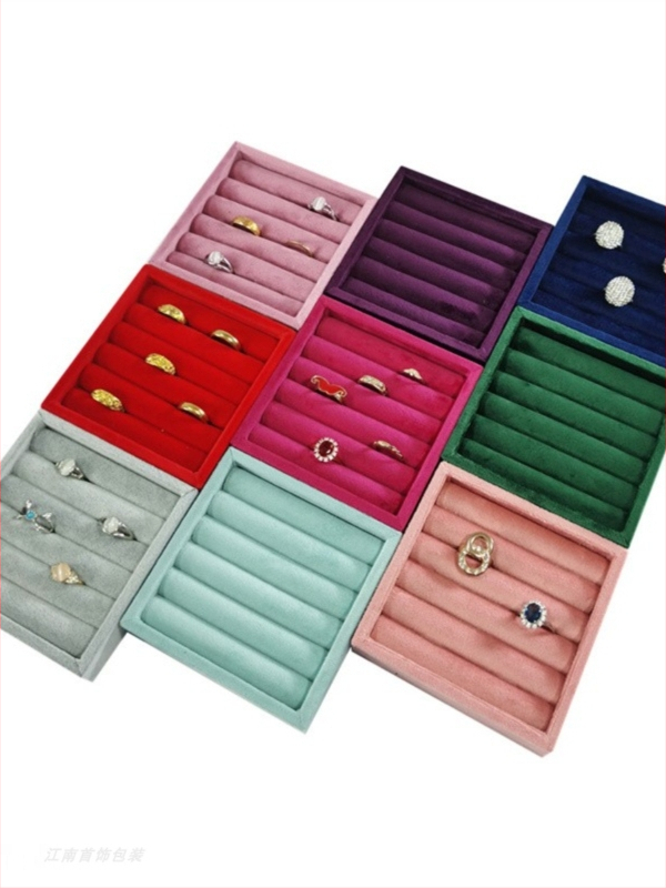 Преносима подложка за показване на пръстени със дантелено кадифено покритие, артистичен стил, организатор за бижута в чекмедже — пролет 2025