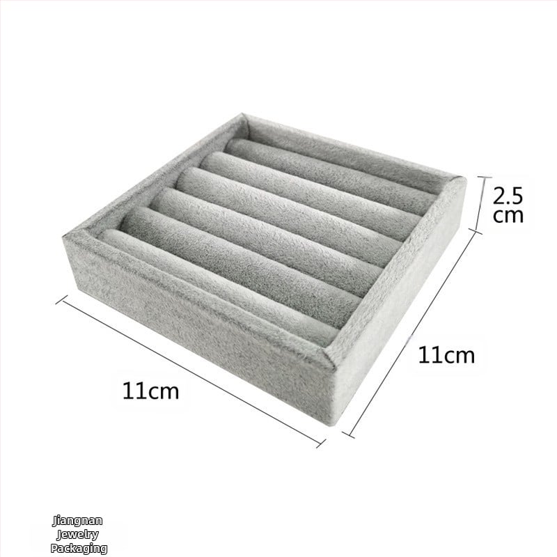 Hordozható gyűrűk kiállító tálca csipkés velúr borítással, művészi stílus, fiókos ékszer rendező — 2025 tavasz