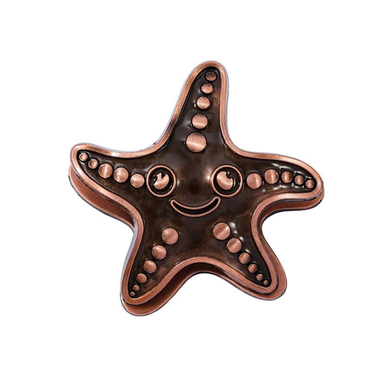 Σελιδοφάκελος με θαλάσσια θεματολογία – χειροποίητος σχεδιασμός με κοχύλι, αστερία και χταπόδι; Υλικό: κράμα; Στυλ: Premium Feel; Μοντέλο: Δικής κατασκευής; Κωδικός: SQ2507