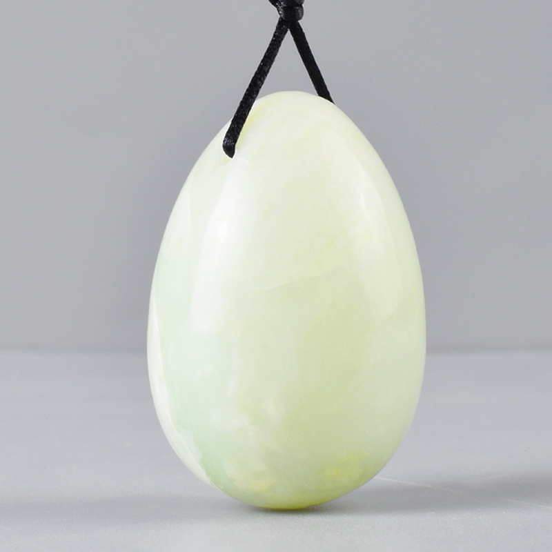 Kristály Jade tojás edzéshez – anyag: kristály; tömeg 35 g; csomagolás 200 darab; eredet Guangdong