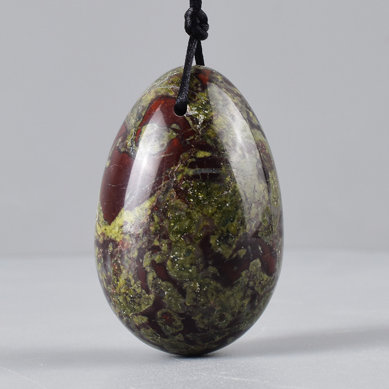 Kristály Jade tojás edzéshez – anyag: kristály; tömeg 35 g; csomagolás 200 darab; eredet Guangdong