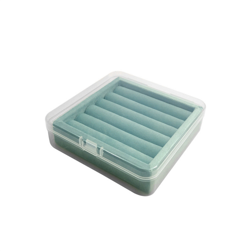 Дисплей за пръстени и обеци с велурено покритие, прахоустойчив държач за бижута и кутия за съхранение, представен през зимата на 2024 г.