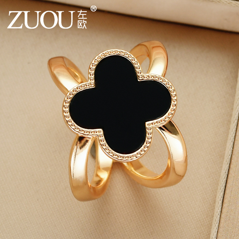 Segė su mazgu kampu, keturių lapų dobilo žiedas daugiafunkciam naudojimui, šilko šalikui sagtis (Pavasaris 2025)