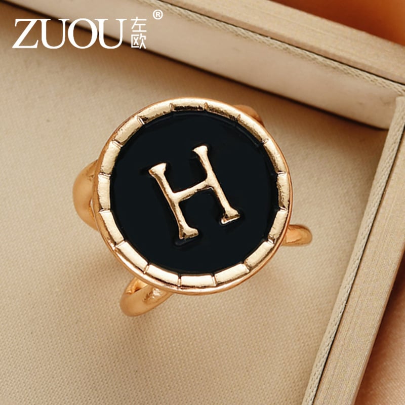 Segė su mazgu kampu, keturių lapų dobilo žiedas daugiafunkciam naudojimui, šilko šalikui sagtis (Pavasaris 2025)