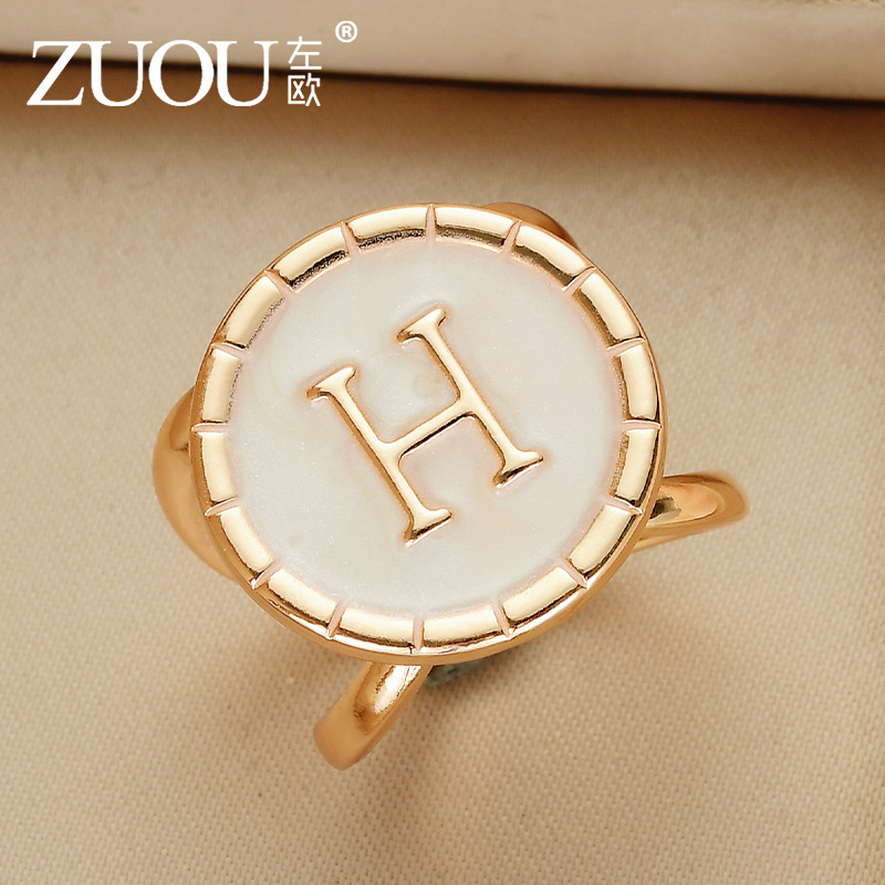 Segė su mazgu kampu, keturių lapų dobilo žiedas daugiafunkciam naudojimui, šilko šalikui sagtis (Pavasaris 2025)