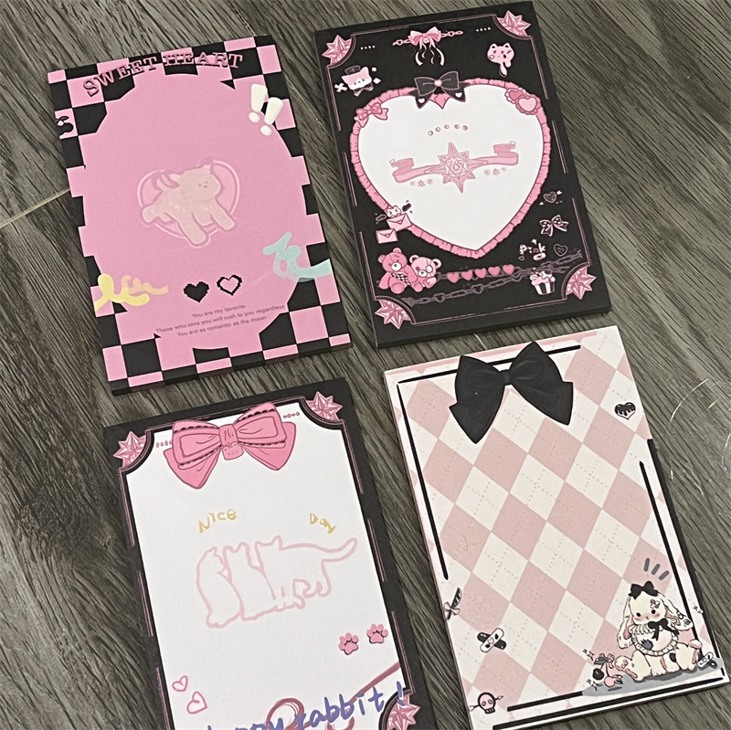 4 paketai didelių užrašų bloknotų studentams, Instagram stilius, su atplėšiamomis puslapiais ir mielais karikatūromis