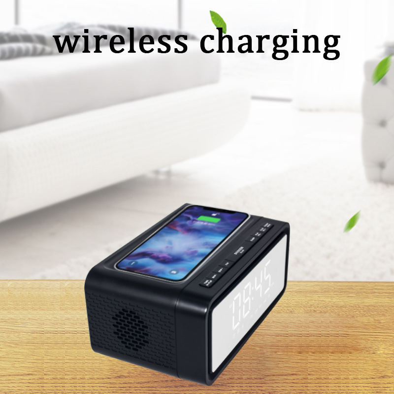 Dviejų žadintuvų radijas su Bluetooth garsu, LED ekranas, USB įkroviklis, belaidis įkrovimas, Bluetooth 5.3