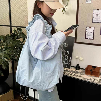 Sieviešu plecu soma, viegla, korejiešu stila crossbody, neilons, rāvējslēdzējs, iekšējā kabata, horizontālais kvadrāta forma