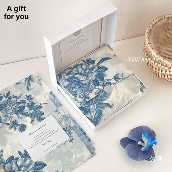 Χαρτί περιτύλιξης δώρων με μοτίβο λουλουδιού, vintage στυλ, γιορτινό φόντο