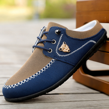 Férfiaknak készült környezetbarát anyagból készült kényelmes sportos szandálok, textil felsőrész, PVC talp, injekciós öntésű talp, felhúzható kivitel, tavasz 2025 kiadás